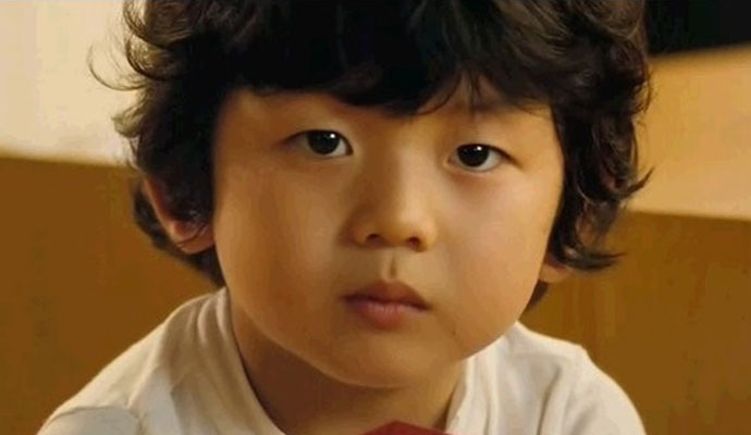 韩国男童星王锡玄图片